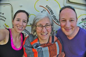 Rayya Ghul who talks in the Simply Focus Podcast with Elfie Czerny & Dominik Godat about Solution Focus